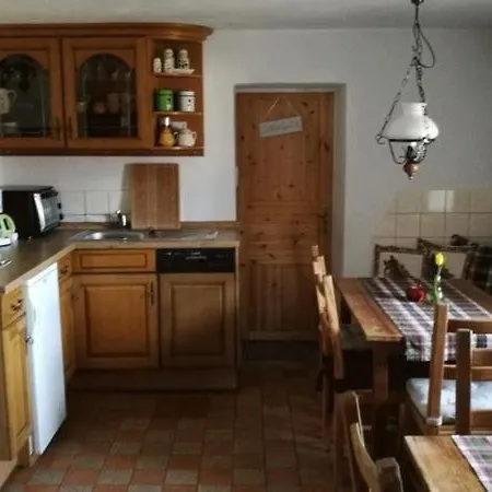 Apartment Familienfreundliche Gemuetliche In Luchau Mit Garten Und Grill -