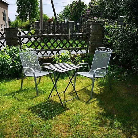 Apartment Familienfreundliche Gemuetliche In Luchau Mit Garten Und Grill - *